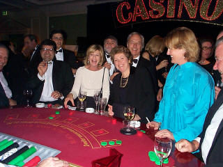 Casino Royale Poker Set Casinos In St Louis